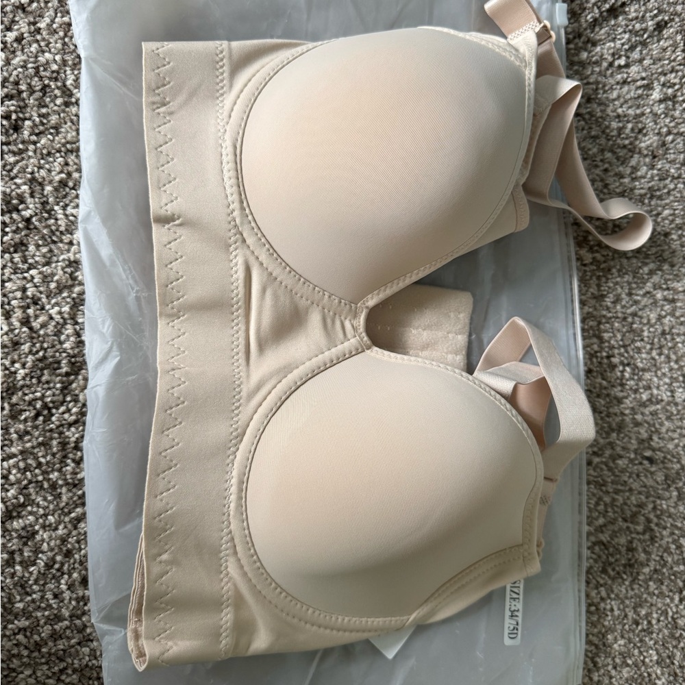 Cream Underwire Bra with Adjustable Straps
